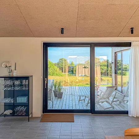 Σπίτι διακοπών 4 Bedroom Beautiful In Haderslev