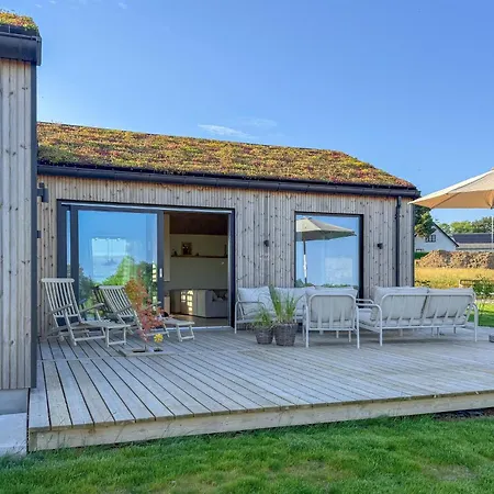 4 Bedroom Beautiful In Haderslev